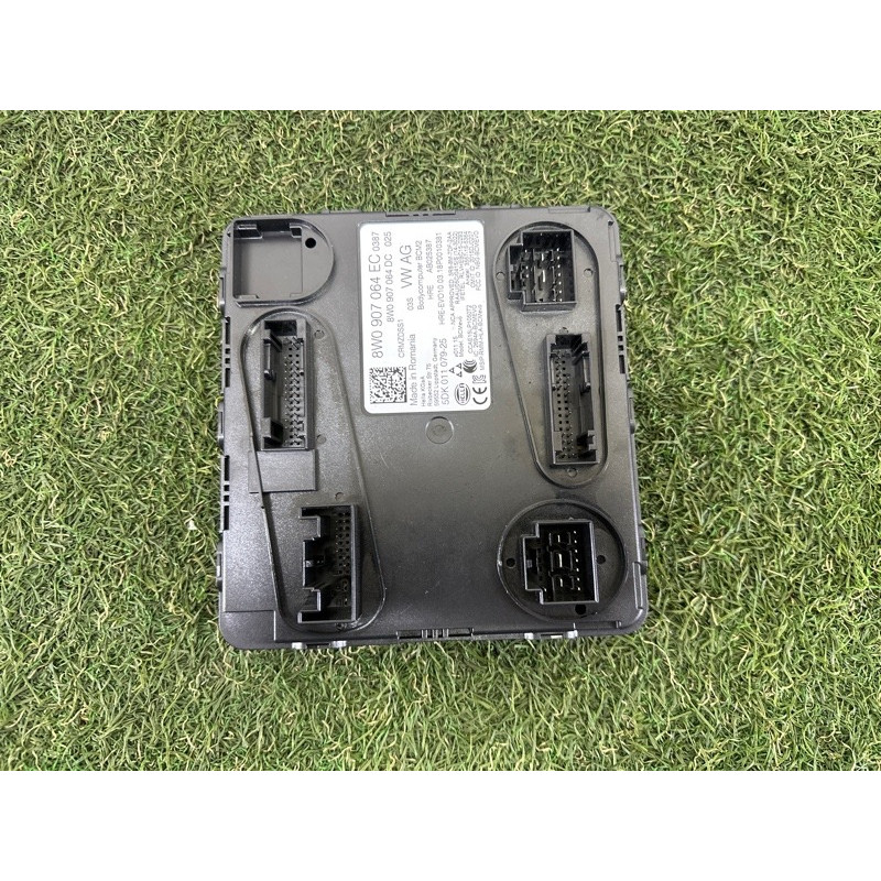 Модуль BCM (электрика / блоки управления) AUDI A4 B9 2018 2.0 DBPA 8W0907064EC