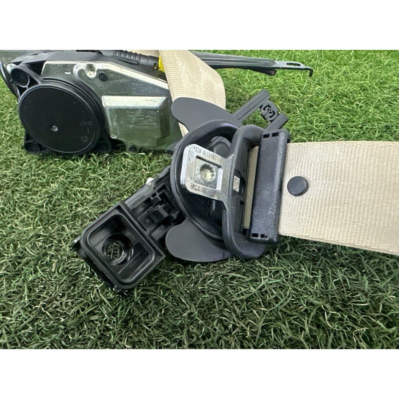 Ремень безопасности (airbag / безопасность) AUDI A4 B9 2018 2.0 DBPA 8W0857706JJXE