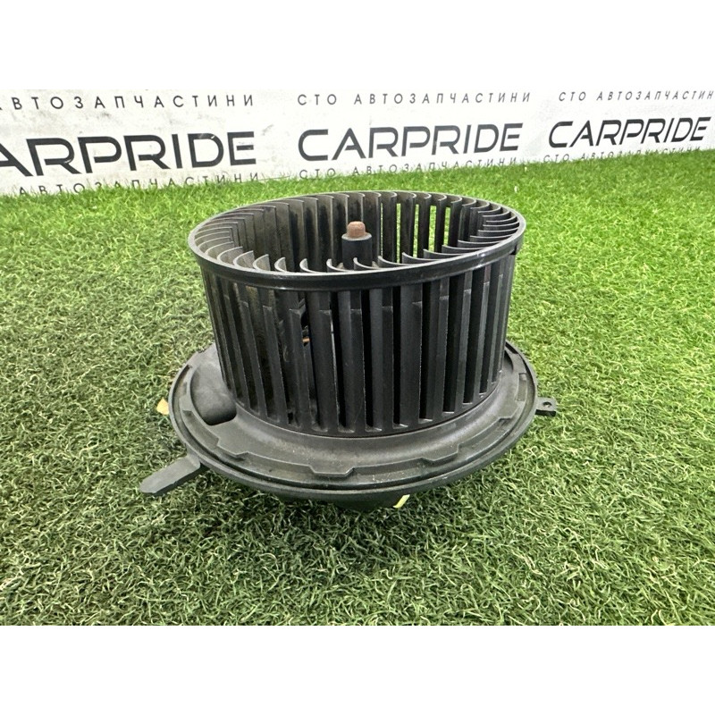 Мотор печки (отопление и кондиционирование) BMW X1 E84 2014 2.0 64119227670