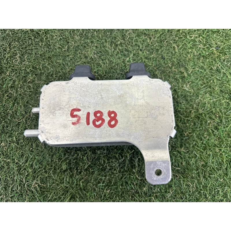 Радиатор охлаждения топлива (система охлаждения) LAND ROVER RANGE ROVER Sport L494 2016 3.0 Diesel LR038811