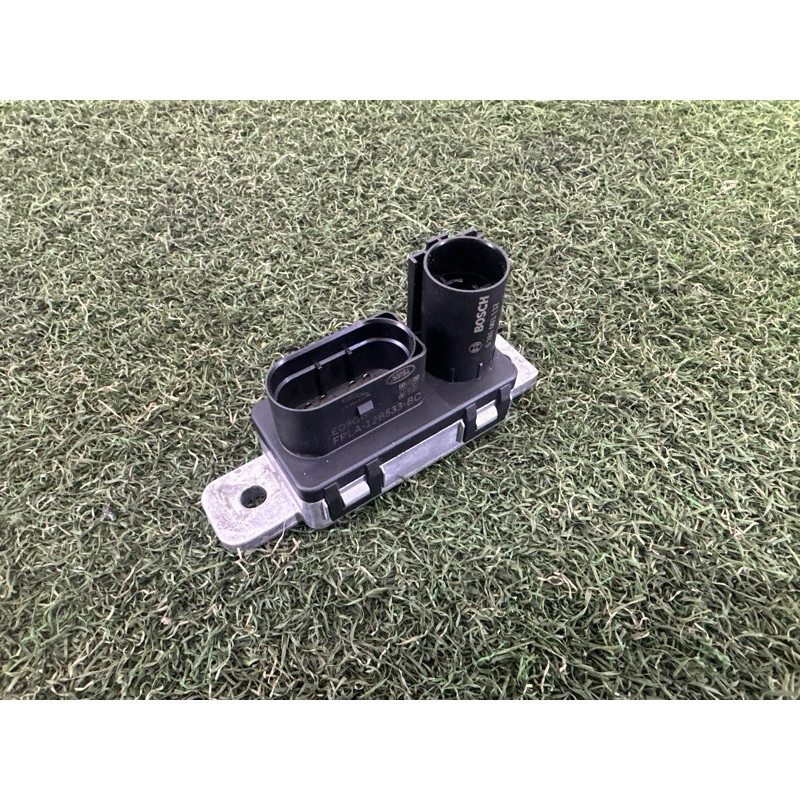 Реле свечей накала (электрика) LAND ROVER RANGE ROVER Sport L494 2016 3.0 Diesel LR084649