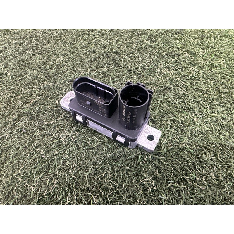 Реле свечей накала (электрика) LAND ROVER RANGE ROVER Sport L494 2016 3.0 Diesel LR084649