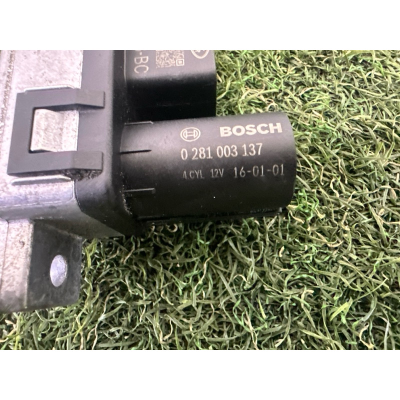 Реле свечей накала (электрика) LAND ROVER RANGE ROVER Sport L494 2016 3.0 Diesel LR084649