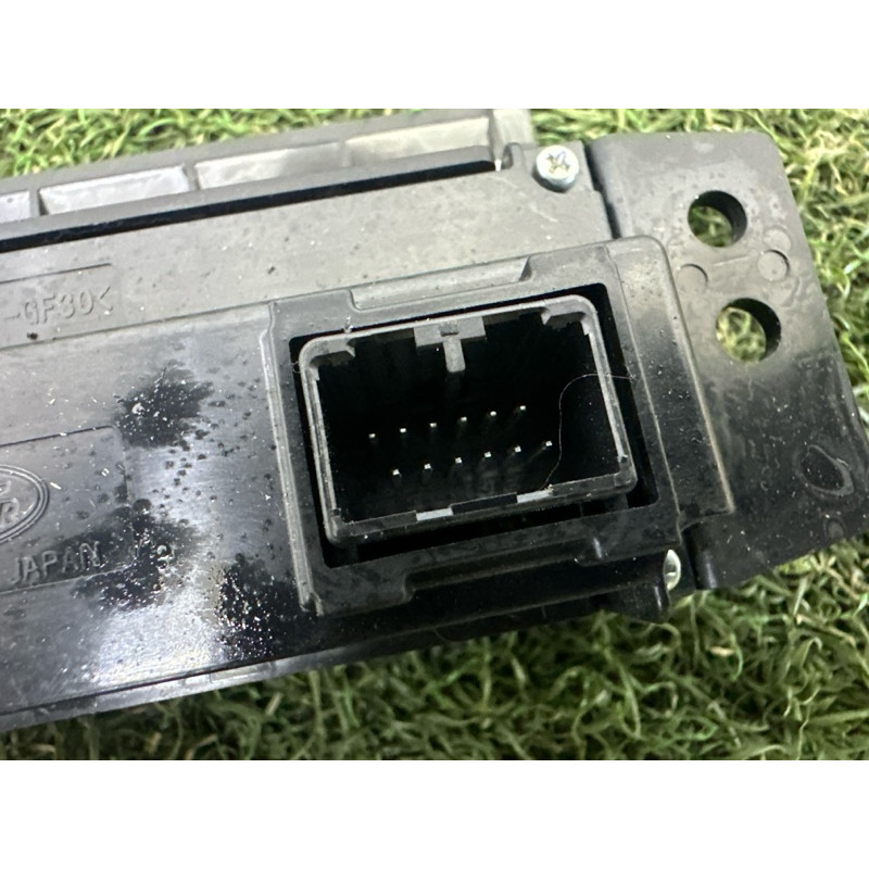 Информационный дисплей (электрика) LAND ROVER RANGE ROVER Sport L494 2016 3.0 Diesel LR070390