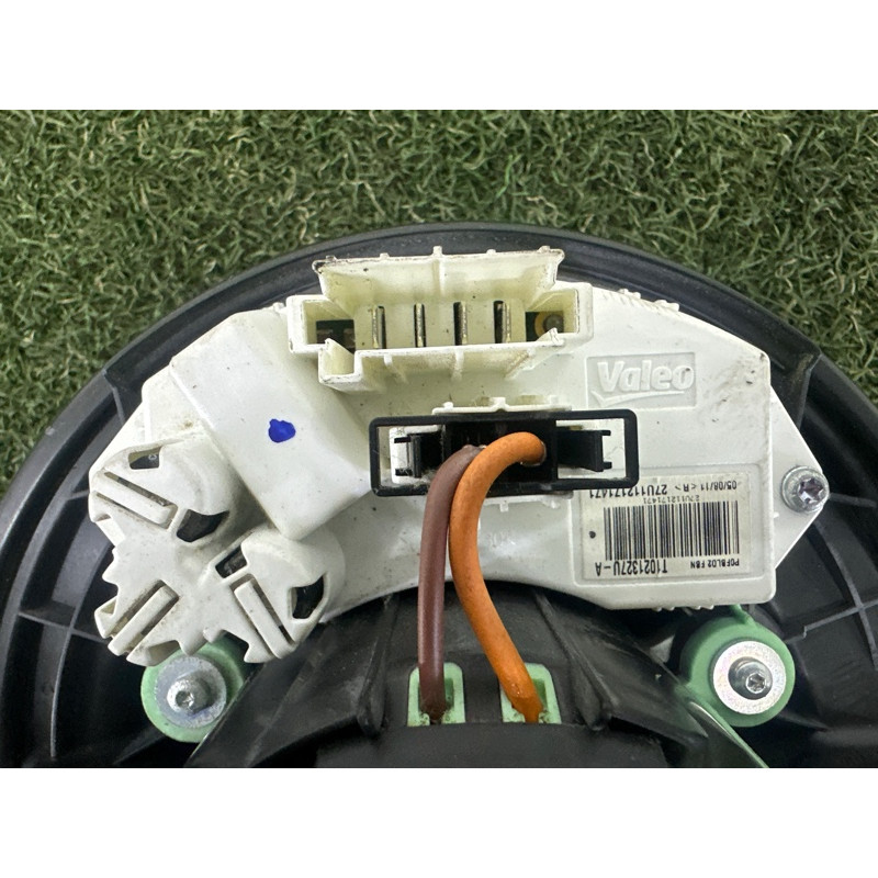 Мотор печки (отопление и кондиционирование) BMW X3 F25 2012 3.0 64119227670