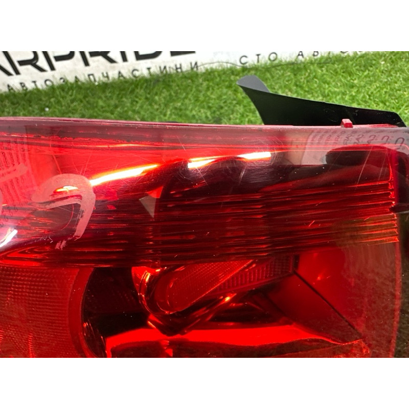 Задний фонарь (оптика) Volkswagen Touareg NF 2012 3.0 TDI 7P6945095E