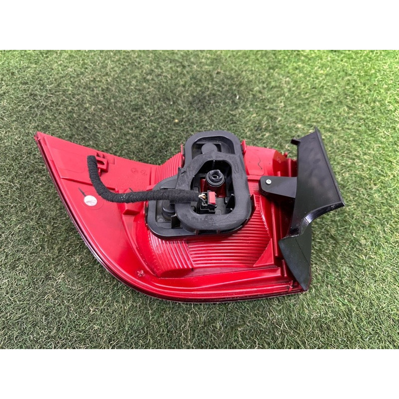 Задний фонарь (оптика) Volkswagen Touareg NF 2012 3.0 TDI 7P6945095E