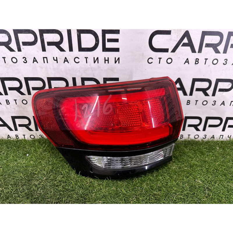 Задний фонарь (оптика) Jeep Grand Cherokee WK2 2018 3.6 68142943AG