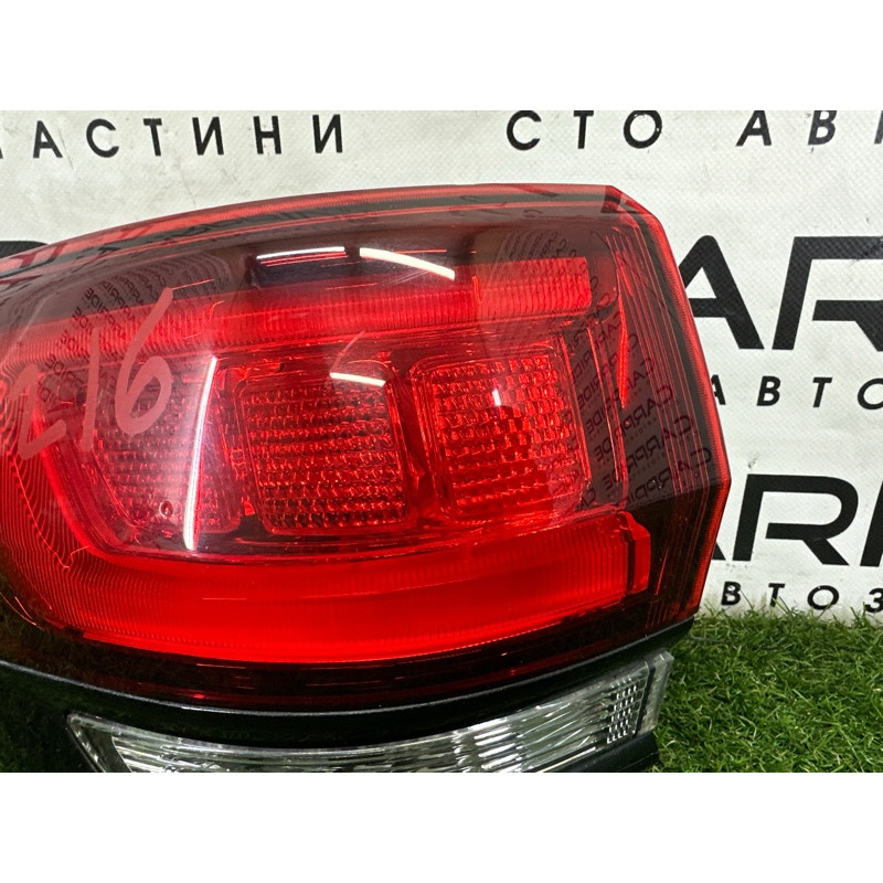 Задний фонарь (оптика) Jeep Grand Cherokee WK2 2018 3.6 68142943AG