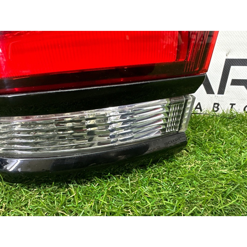 Задний фонарь (оптика) Jeep Grand Cherokee WK2 2018 3.6 68142943AG