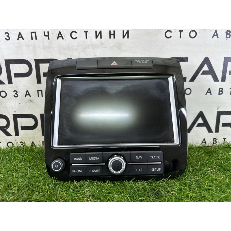 Магнитофон (электрика) Volkswagen Touareg NF 2012 3.0 TDI 7P6919603C