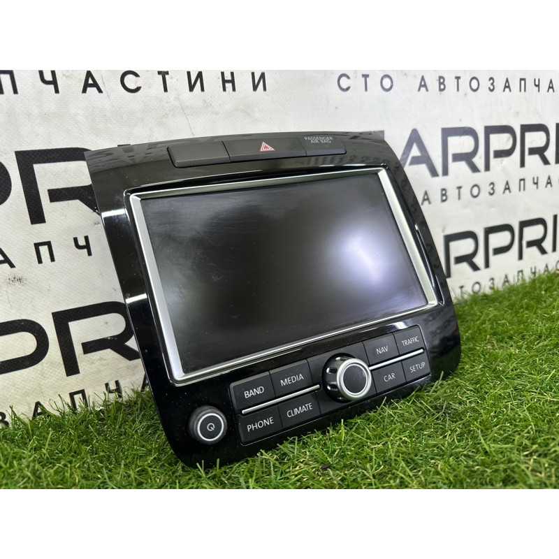 Магнитофон (электрика) Volkswagen Touareg NF 2012 3.0 TDI 7P6919603C