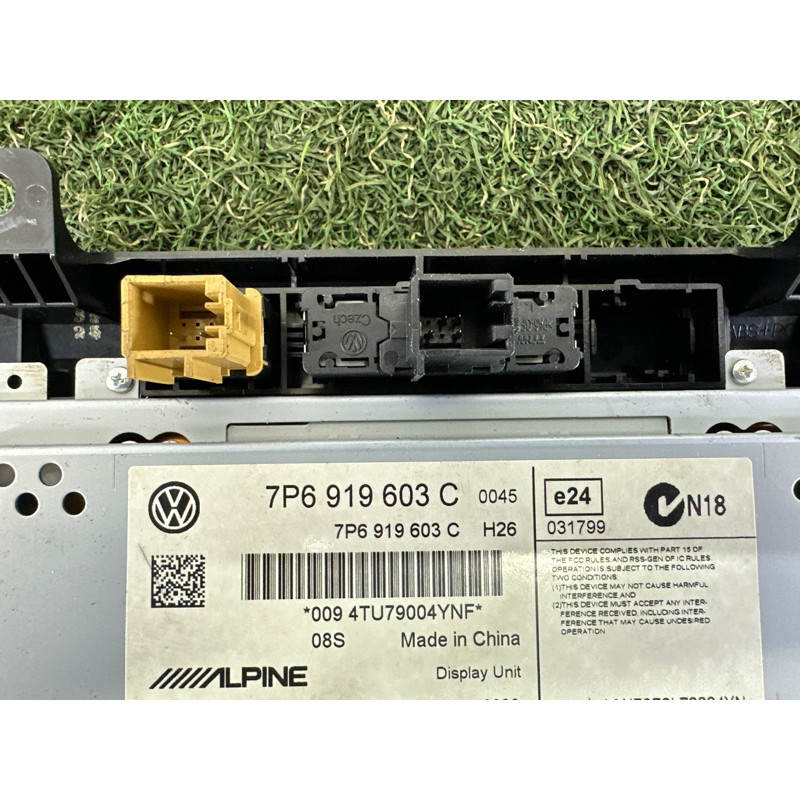 Магнитофон (электрика) Volkswagen Touareg NF 2012 3.0 TDI 7P6919603C