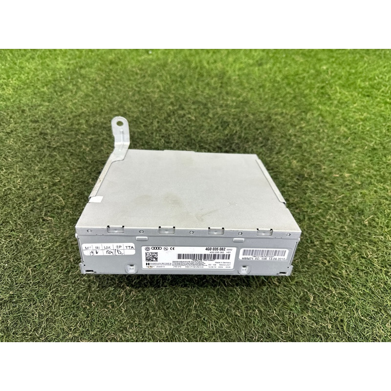 Блок радиоприемника (электрика / блоки управления) Volkswagen Touareg NF 2012 3.0 Hybrid CGFA 4G0035080
