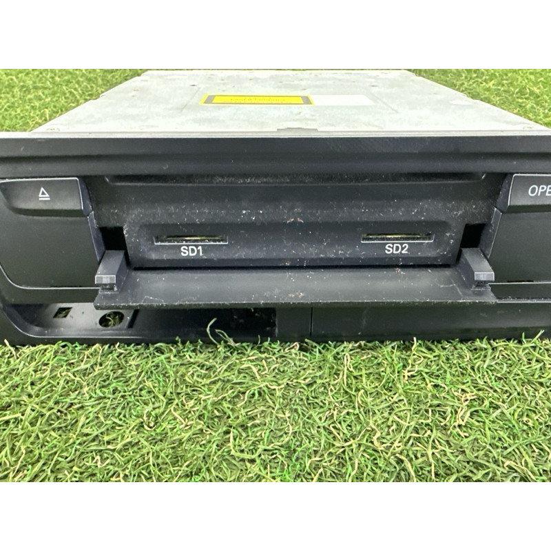 Блок управления мультимедиа (электрика / блоки управления) AUDI Q5 8R 2010 3.2 CALB 8T1035664A