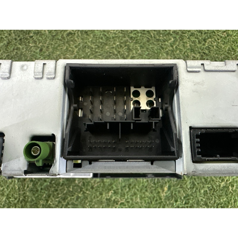 Блок управления мультимедиа (электрика / блоки управления) AUDI Q5 8R 2010 3.2 CALB 8T1035664A