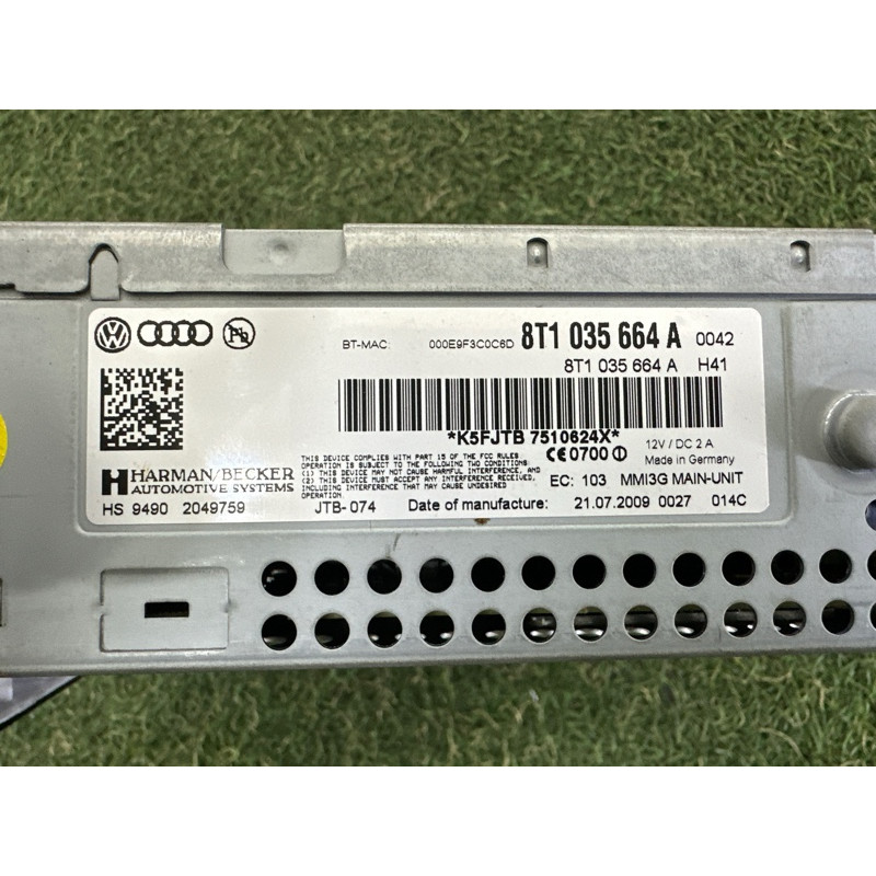 Блок управления мультимедиа (электрика / блоки управления) AUDI Q5 8R 2010 3.2 CALB 8T1035664A