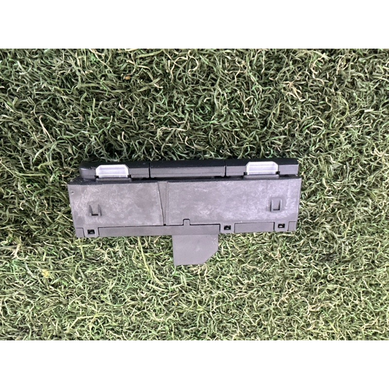 Блок кнопок (электрика / кнопки) AUDI Q5 8R 2010 3.2 CALB 8R1959673AV10