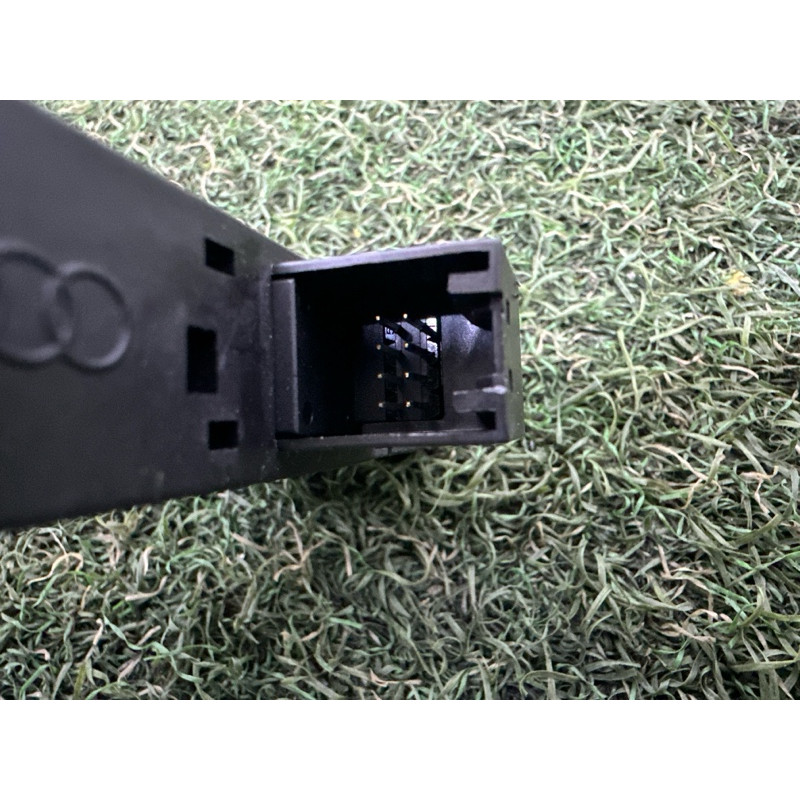 Блок кнопок (электрика / кнопки) AUDI Q5 8R 2010 3.2 CALB 8R1959673AV10