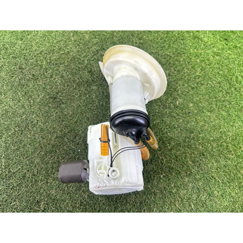 Топливный насос (топливная система) BMW 3-series F30 2013 2.0 16117243975