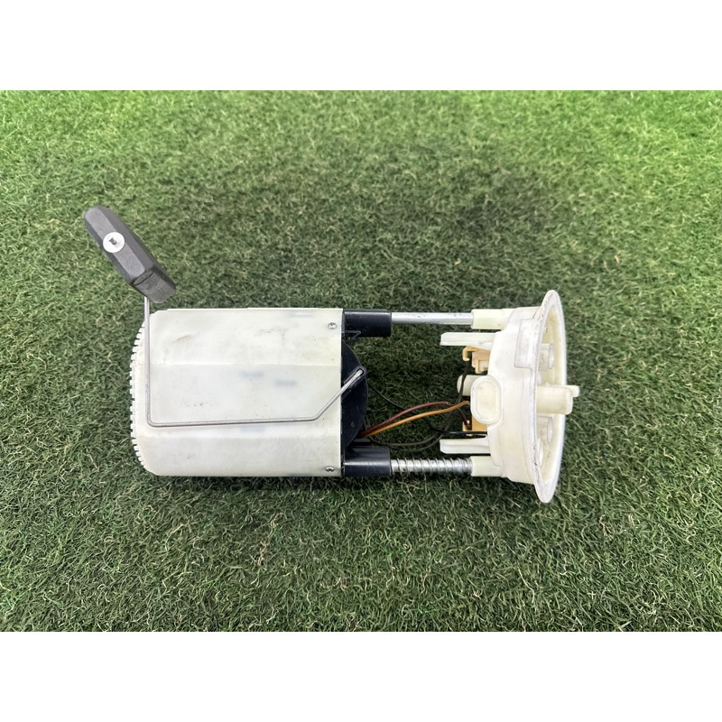 Топливный насос (топливная система) BMW X1 E84 2014 2.0 16147163298