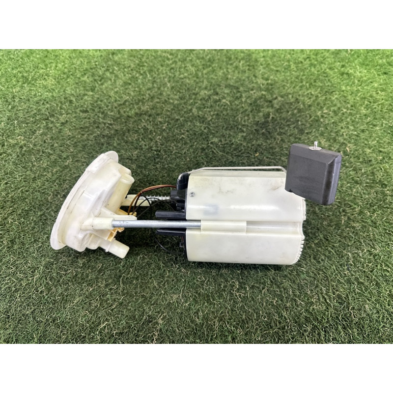 Топливный насос (топливная система) BMW X1 E84 2014 2.0 16147163298