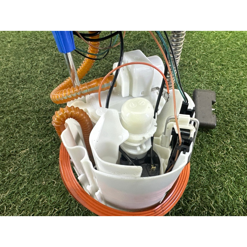 Топливный насос (топливная система) AUDI A3 8V 2016 1.8 CNSB 5Q0919051BK