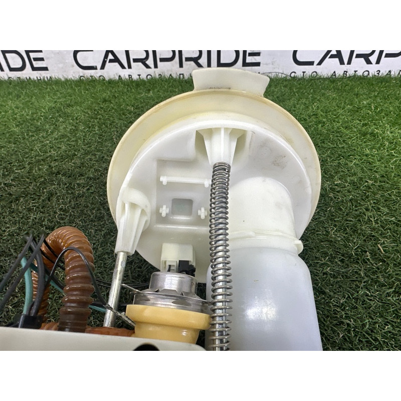 Топливный насос (топливная система) BMW 3-series F30 2015 2.0 16117243975