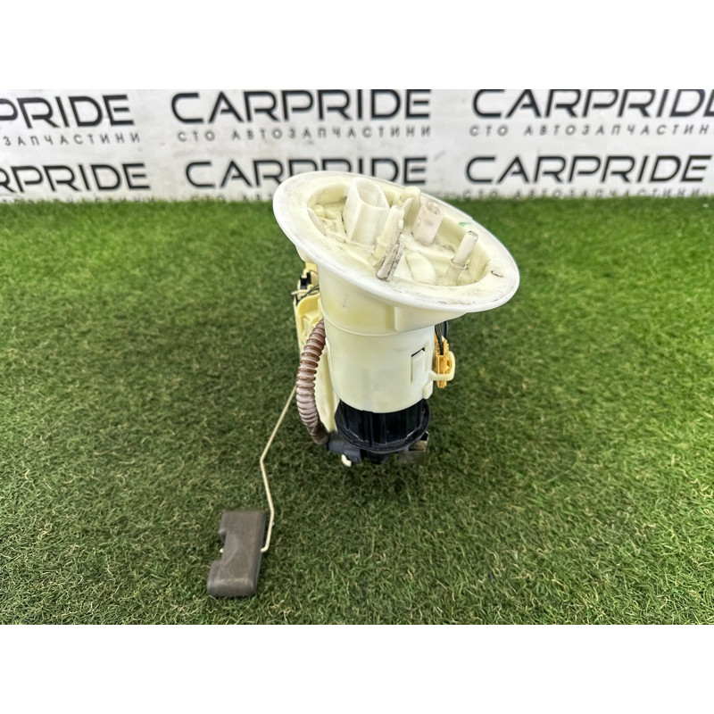 Топливный насос (топливная система) AUDI A4 B8 2010 2.0 CAEB 8K0919051G