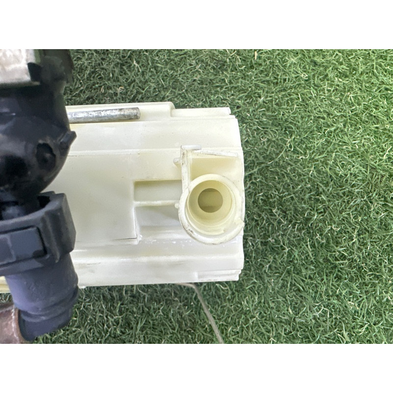 Топливный насос (топливная система) AUDI A4 B8 2010 2.0 CAEB 8K0919051G