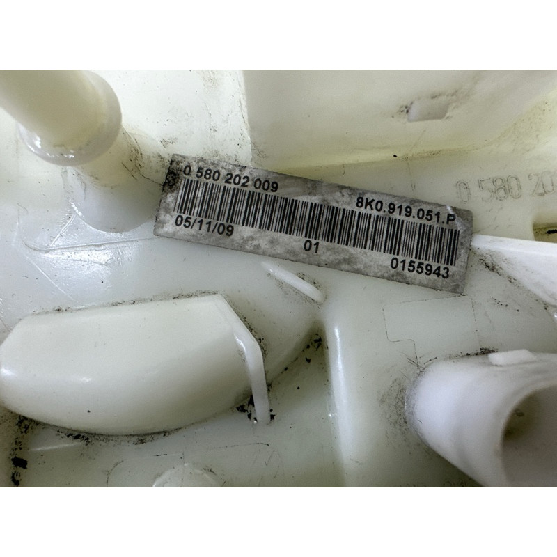 Топливный насос (топливная система) AUDI A4 B8 2010 2.0 CAEB 8K0919051G