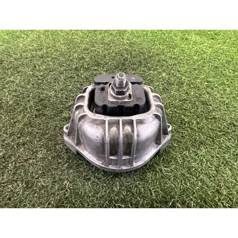 Подушка двигателя (двигатель и элементы) BMW X1 E84 2014 2.0 22116768853