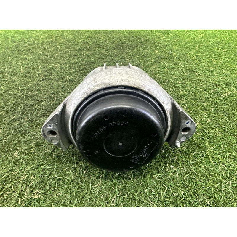 Подушка двигателя (двигатель и элементы) BMW X1 E84 2014 2.0 22116768853