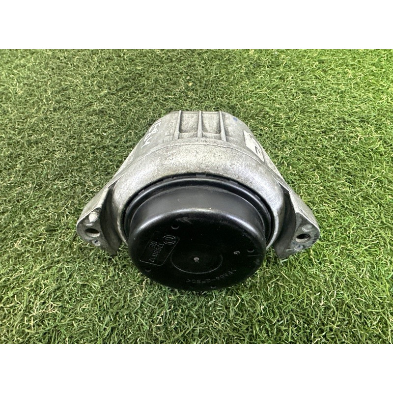 Подушка двигателя (двигатель и элементы) BMW X1 E84 2014 2.0 22116768853