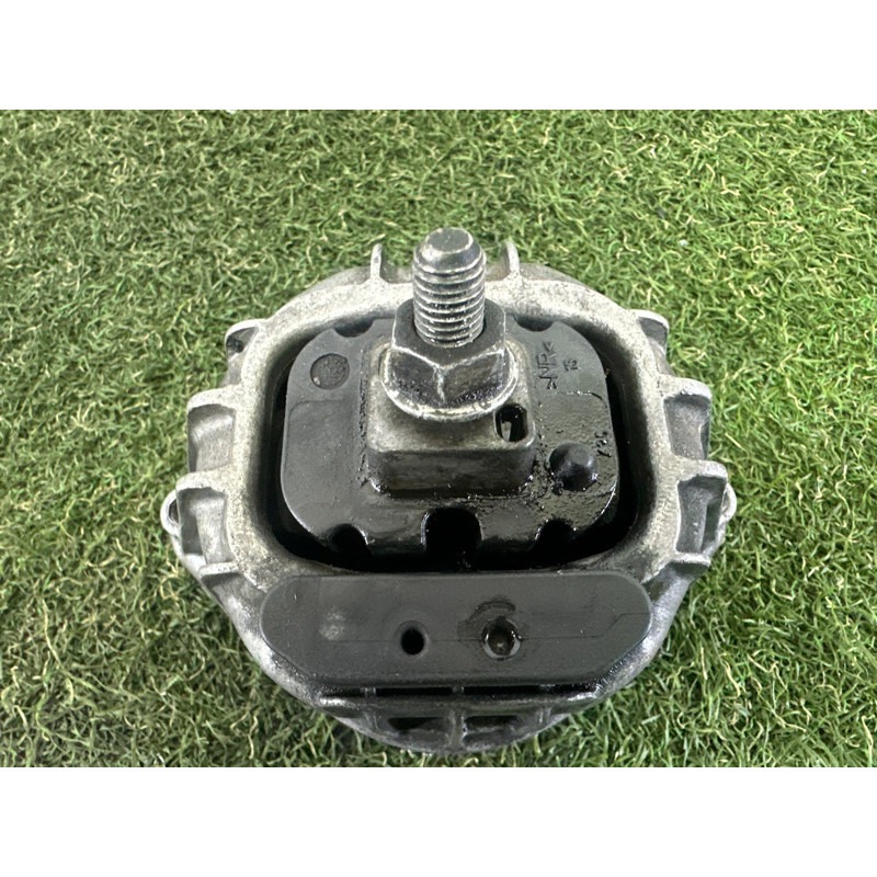 Подушка двигателя (двигатель и элементы) BMW X1 E84 2014 2.0 22116768853