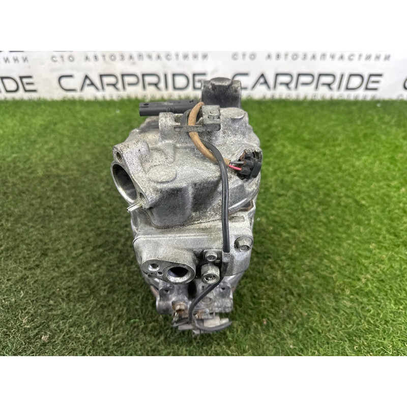 Компрессор кондиционера (отопление и кондиционирование) BMW X5 F15 2015 4.4 64509154072