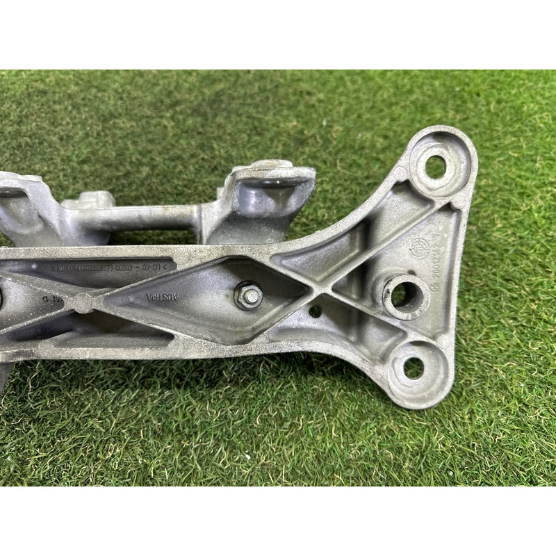 Траверса (трансмиссия) BMW X1 E84 2014 2.0 22316778059