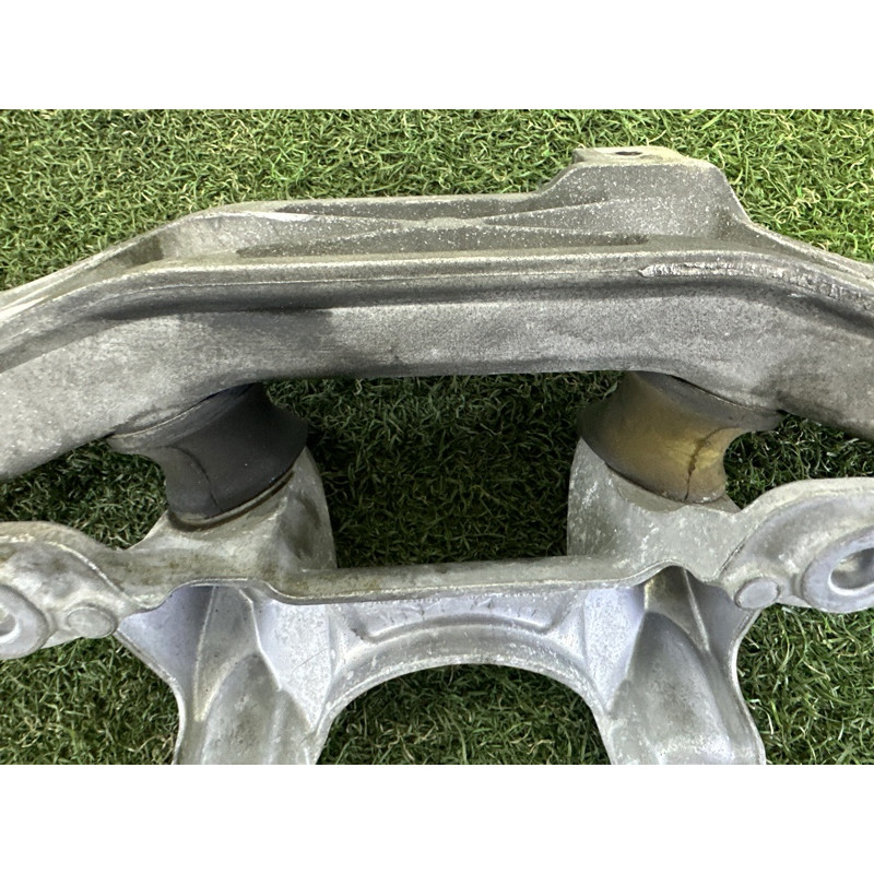 Траверса (трансмиссия) BMW X1 E84 2014 2.0 22316778059