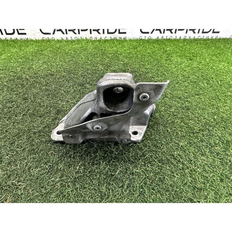 Кронштейн подушки двигателя (кронштейны двигателя) BMW X1 E84 2014 2.0 22116785698