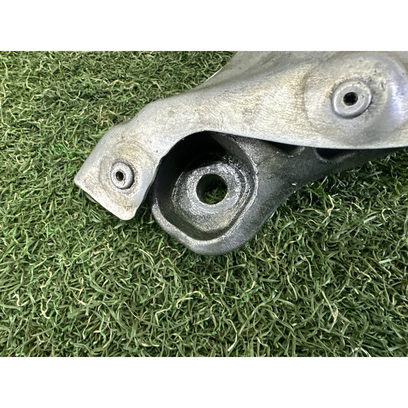 Кронштейн подушки двигателя (кронштейны двигателя) BMW X1 E84 2014 2.0 22116785698