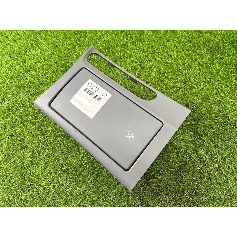 Підстаканник (салон) Mazda 6 GG 2004 2.0 RF5 gj6a64361