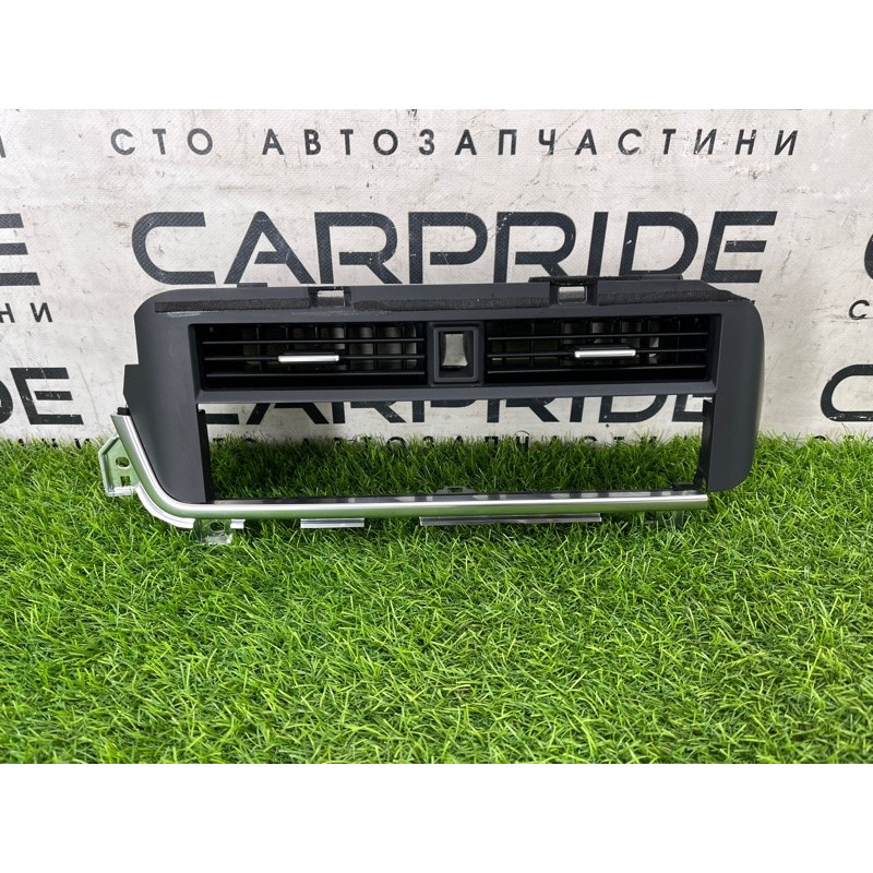 Центральный дефлектор салона (салон) Nissan Rogue T33 2023 1.5 KR15DDT 687506RY3A