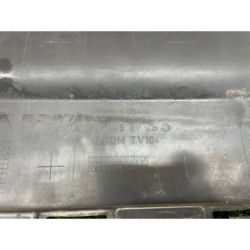 Бампер (зовнішні елементи кузова) Mercedes-Benz GL X164 2012 4.6 A16488506389999