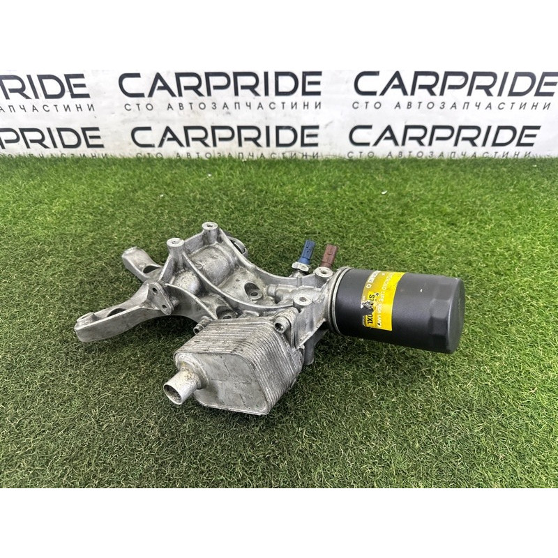 Корпус масляного фильтра (двигатель и элементы) AUDI A4 B8 2014 2.0 TFSI 06J903143AK