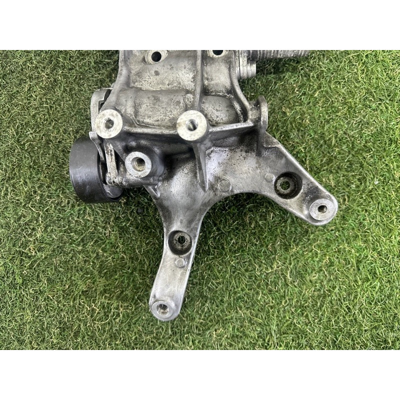 Корпус масляного фильтра (двигатель и элементы) AUDI A4 B8 2014 2.0 TFSI 06J903143AK