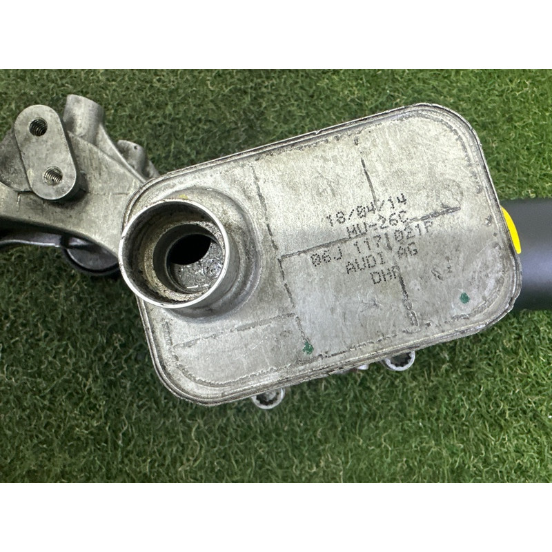 Корпус масляного фильтра (двигатель и элементы) AUDI A4 B8 2014 2.0 TFSI 06J903143AK