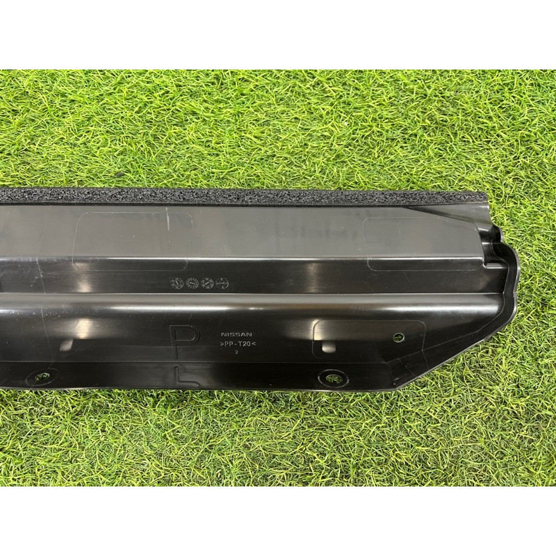 Повітропровід радіатора (кузов і елементи) Nissan Rogue T33 2023 1.5 KR15DDT 215796RA0C