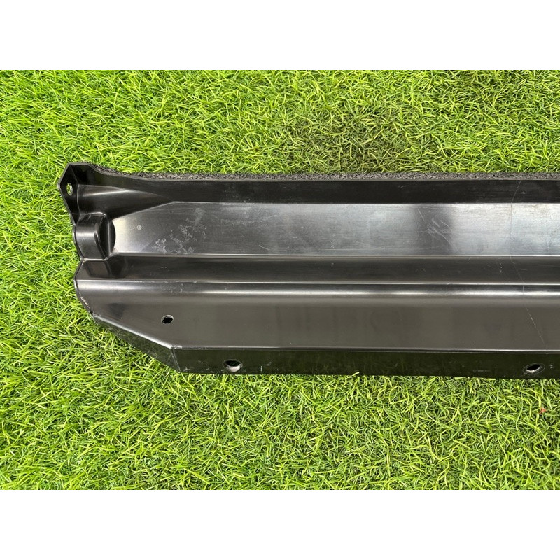 Повітропровід радіатора (кузов і елементи) Nissan Rogue T33 2023 1.5 KR15DDT 215796RA0C