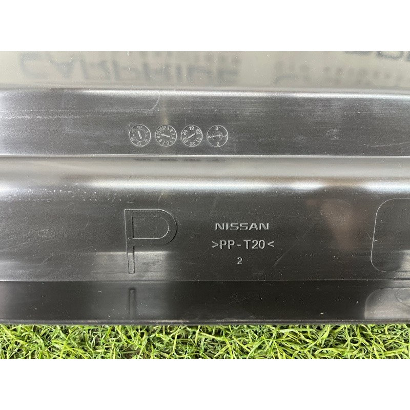 Повітропровід радіатора (кузов і елементи) Nissan Rogue T33 2023 1.5 KR15DDT 215796RA0C