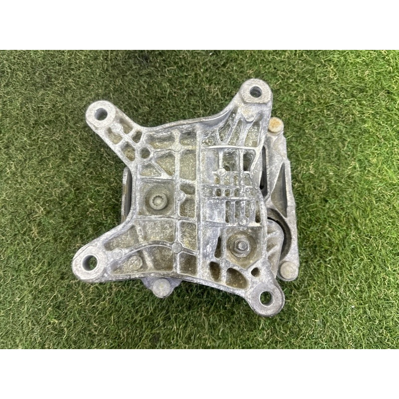 Подушка КПП (трансмиссия) AUDI Q7 4M 2017 3.0 TFSi 4M0399153N